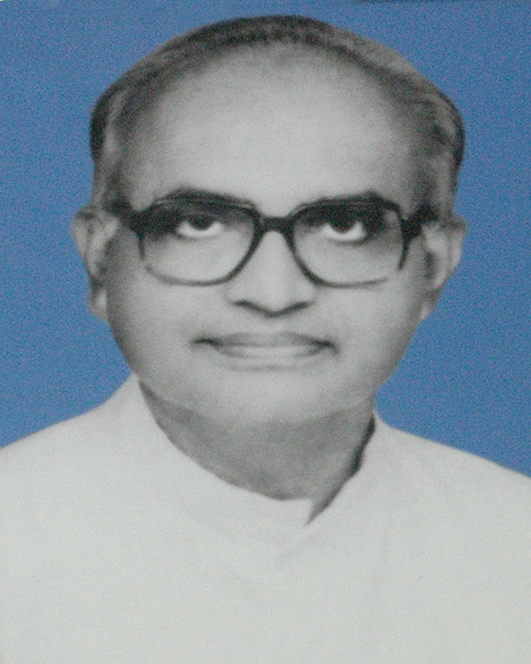 Very Rev. Fr Lawrence Gomes