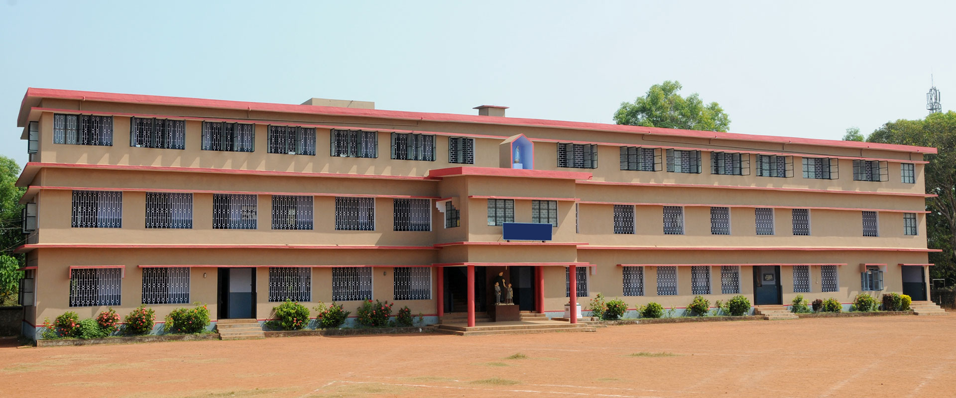Don Bosco School building, Shirva